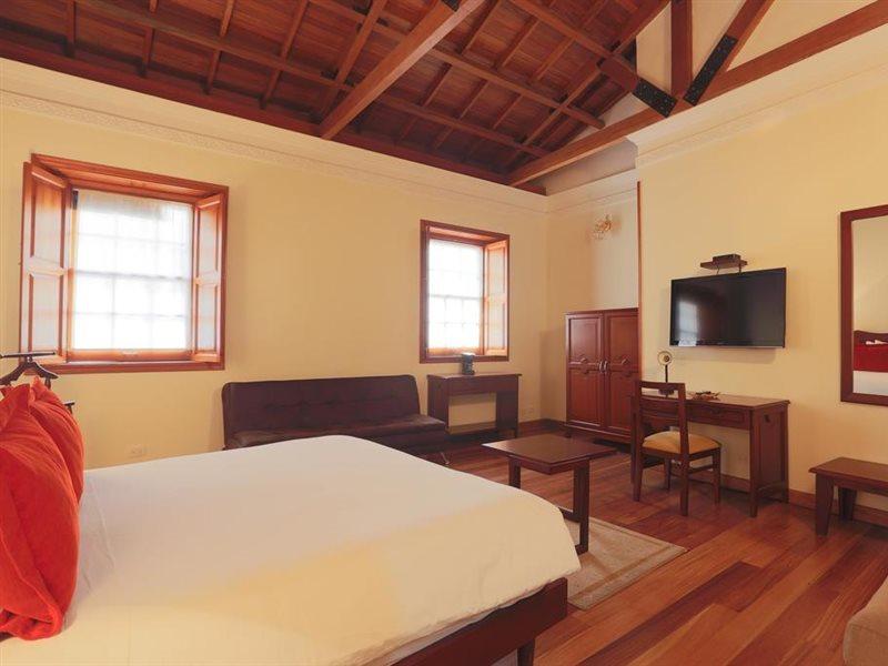 Hotel Santa Lucia Boutique Spa Bogota Exterior photo A room at the hotel