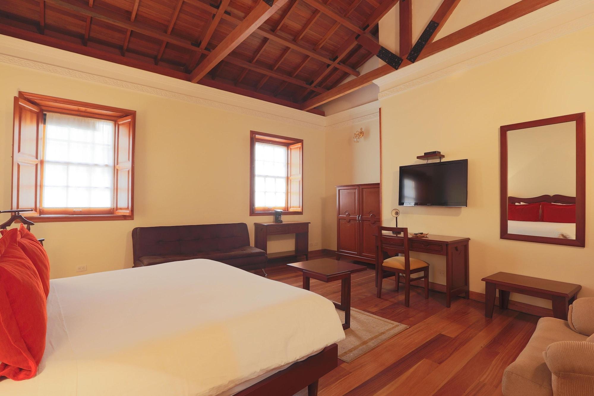 Hotel Santa Lucia Boutique Spa Bogota Exterior photo A room at the hotel