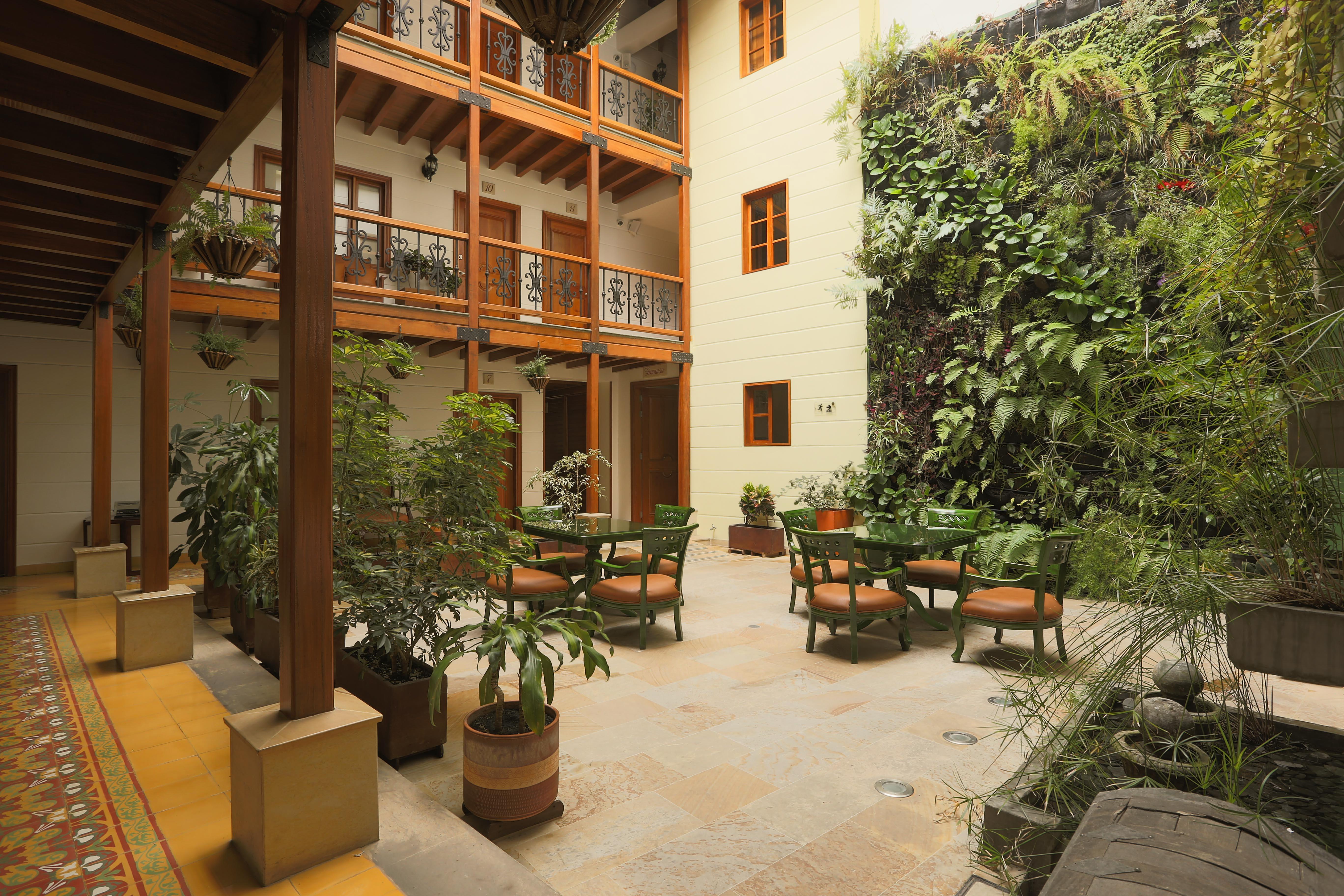 Hotel Santa Lucia Boutique Spa Bogota Exterior photo Patio of the Casa de Moncada