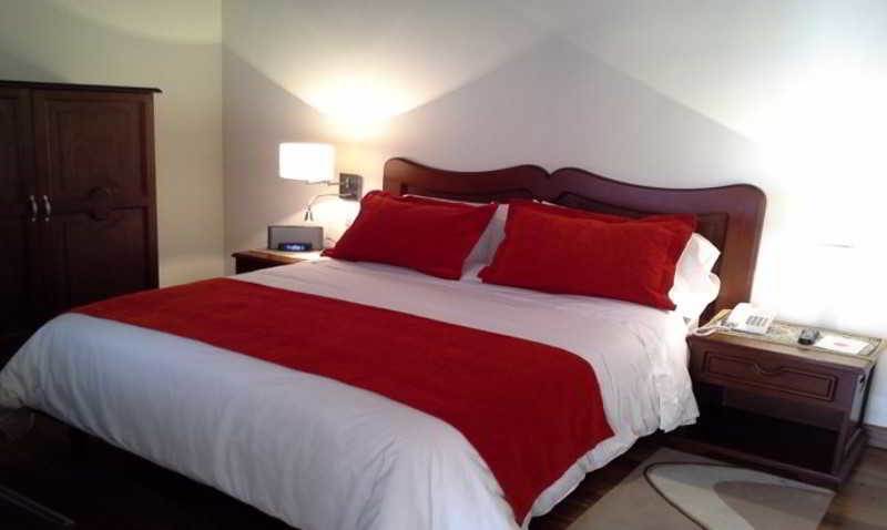 Hotel Santa Lucia Boutique Spa Bogota Exterior photo A bed runner
