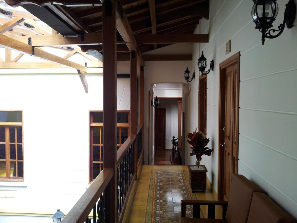 Hotel Santa Lucia Boutique Spa Bogota Exterior photo Interior of the house