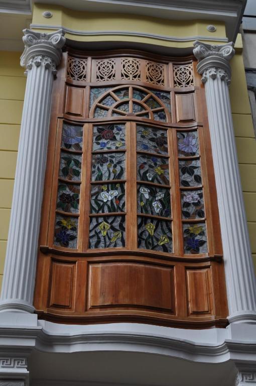 Hotel Santa Lucia Boutique Spa Bogota Exterior photo Stained glass window